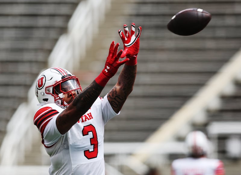 Ja’ Quinine Jackson makes a catch in the flat on a pass play 22 Game at Rice-Eccles Stadium in Salt Lake City on April 22, 2023.