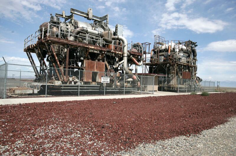 The Heat Transfer Reactor Experiment demonstrated in 1955 that nuclear fission could power an airplane engine. But other obstacles to nuclear-powered aircraft led to cancelation of the program in 1961. In 1988, the two HTRE reactors were hauled to a visit