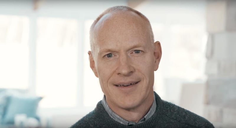 Pianist Jon Schmidt dedicates "The Sweetest Gift," featuring Christian artist Craig Aven, to his daughter Annie, who passed away last year, and others missing loved ones this holiday season in a video released on YouTube Dec. 19.