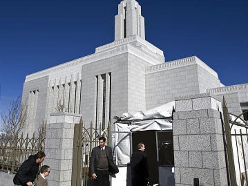 Visitors enter the Draper Temple on Saturday, the final day of its two-month open house.