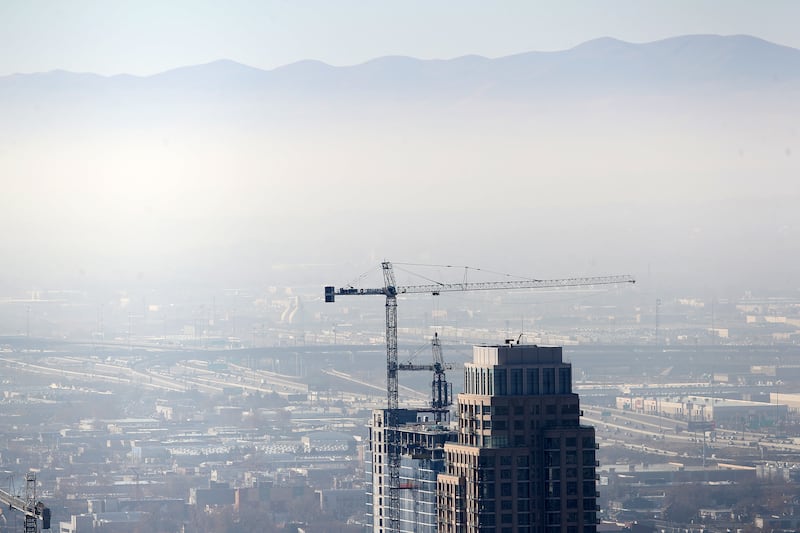 An inversion begins to fill the Salt Lake Valley.