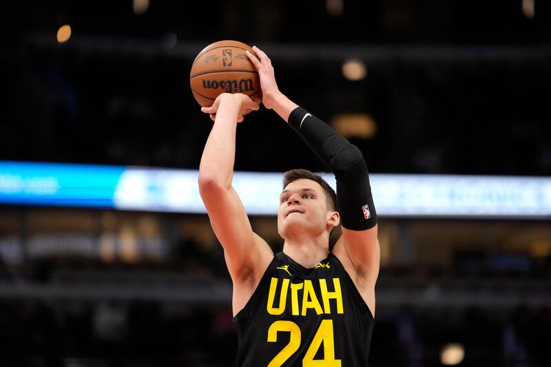 Utah Jazz’s Walker Kessler shoots a free throw during a game against the Chicago Bulls Monday, Nov. 6, 2023, in Chicago.