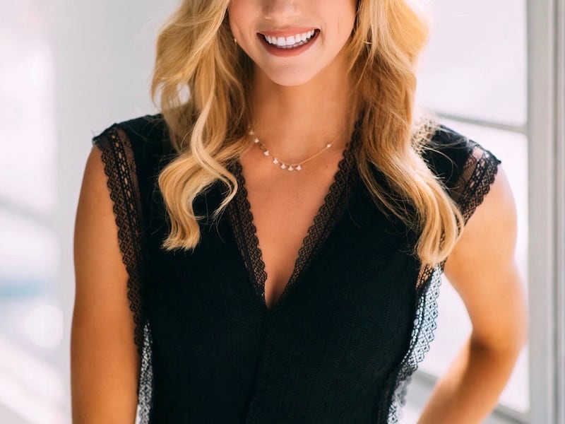 Utah Jazz legend Jeff Hornacek’s daughter Abby Hornacek joined FOX Nation as a travel and lifestyle host, making her debut on Feb. 3 during the Super Bowl halftime.