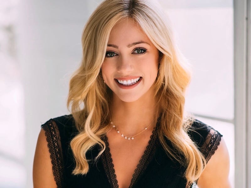 Utah Jazz legend Jeff Hornacek’s daughter Abby Hornacek joined FOX Nation as a travel and lifestyle host, making her debut on Feb. 3 during the Super Bowl halftime.