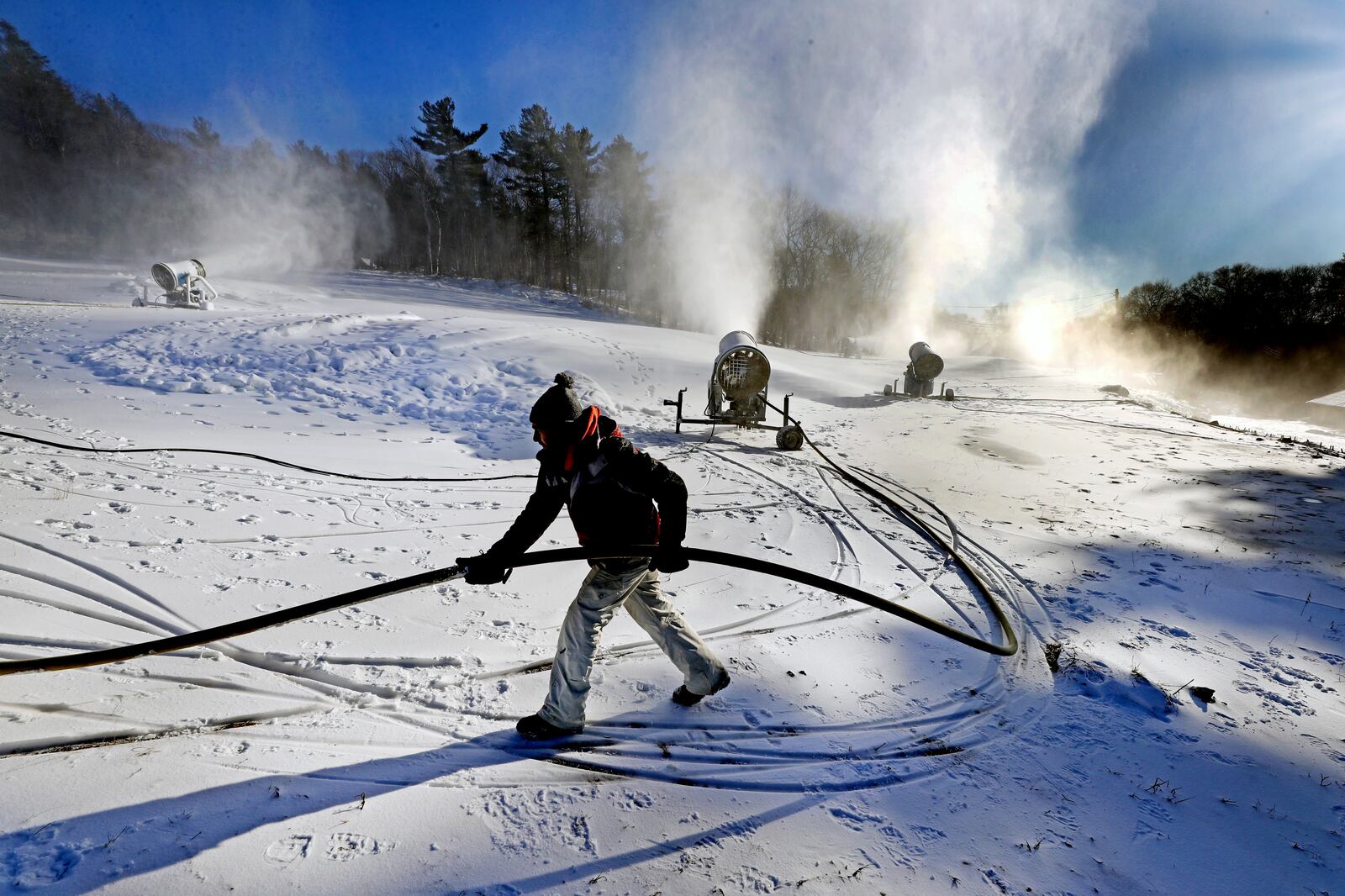 Climate change: How ski resorts brace for a snowless future – Deseret News