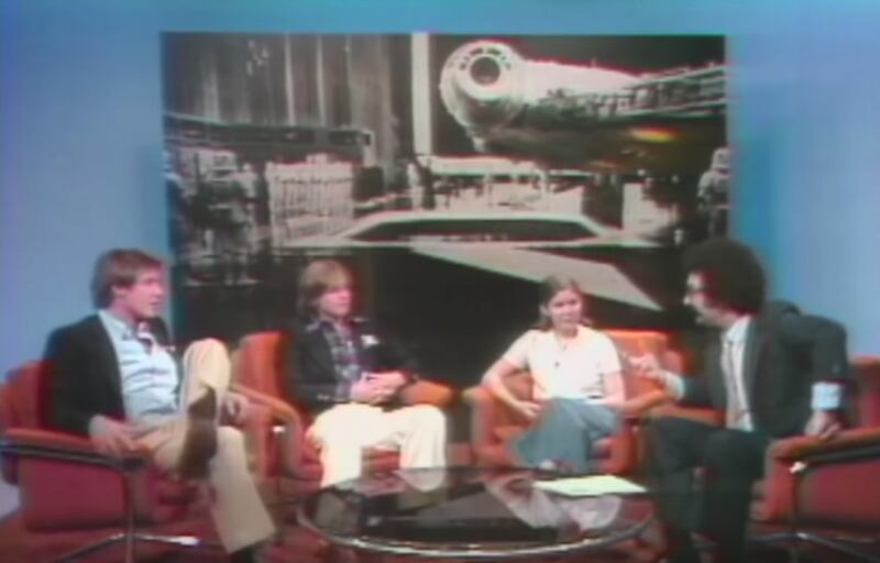Star Wars legends Harrison Ford, Mark Hamill and Carrie Fisher appear on the Today set in 1977. Today recently reposted the interview on YouTube.