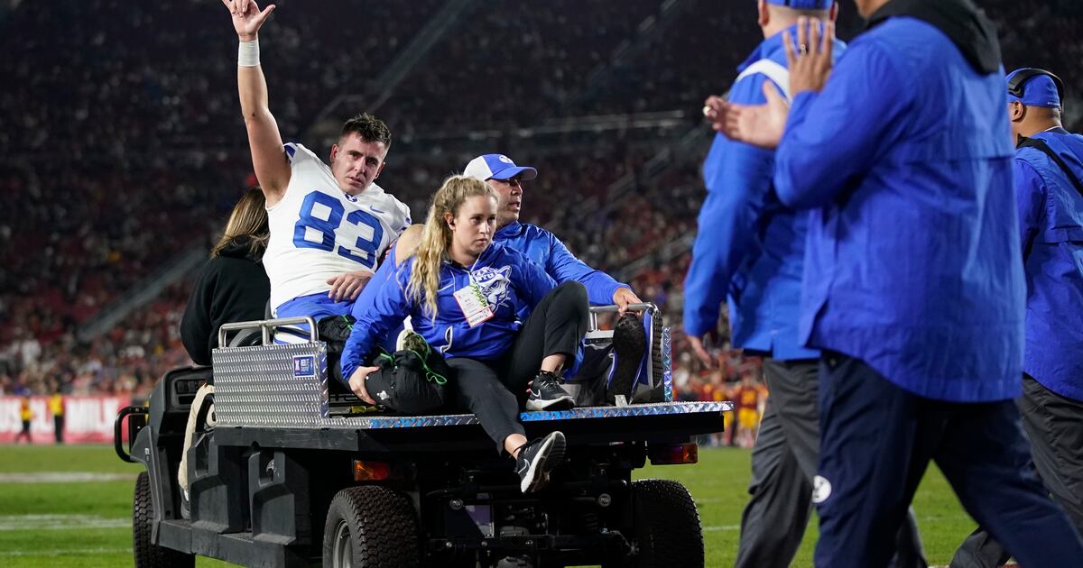 BYU football: Cougars tight end Isaac Rex suffers excruciating ankle ...