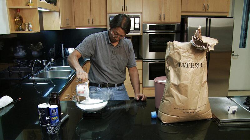 The L.A. Times' Ashley Dunn shows how to make your own sports drink for a fraction of the price of store-bought.