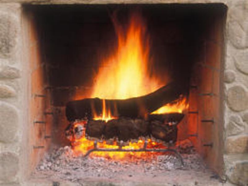 Use hardwoods such as oak that have been aged for at least six months.