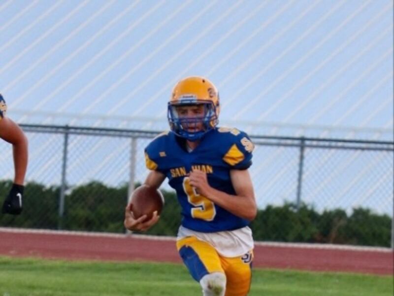 San Juan’s Parker Snyder runs