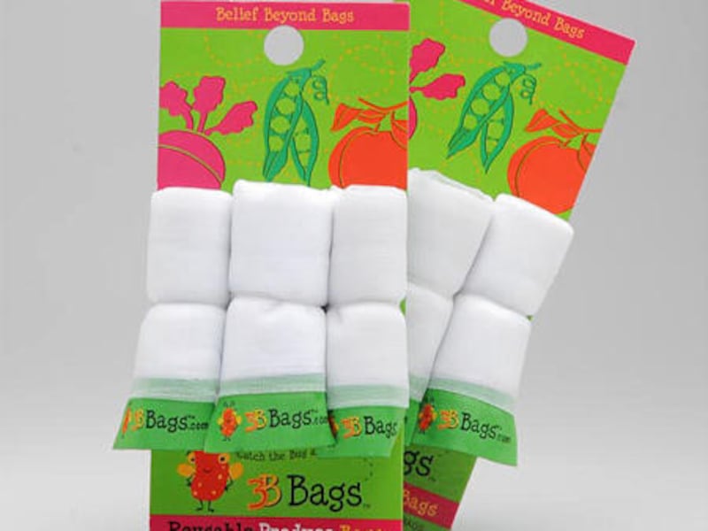 These lightweight produce bags from 3B Bags are made of a fine mesh and are vitually weightless so they don't add to the scales when you weigh produce.