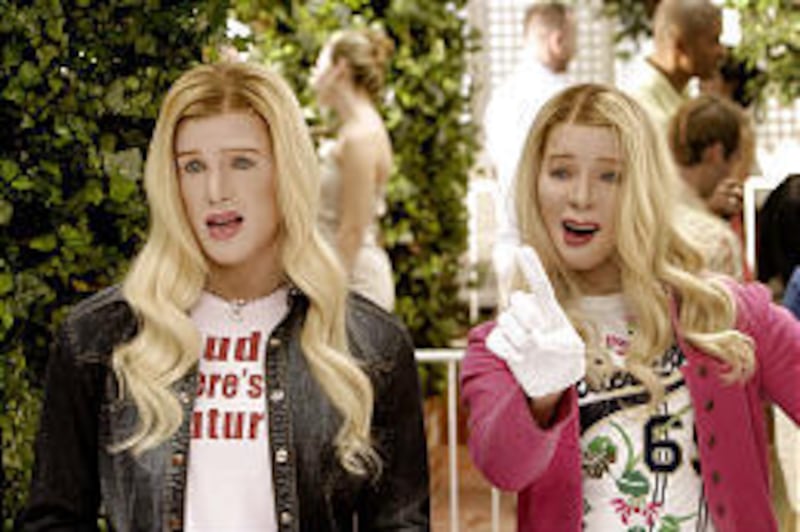Shawn and Marlon Wayans pose as FBI agents who are posing as rich hotel heiresses in "White Chicks."
