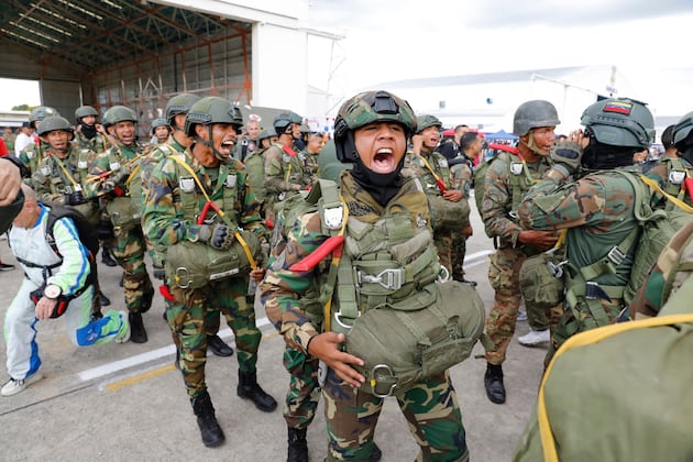 White House warns Maduro as U.S. operations near Venezuela intensify