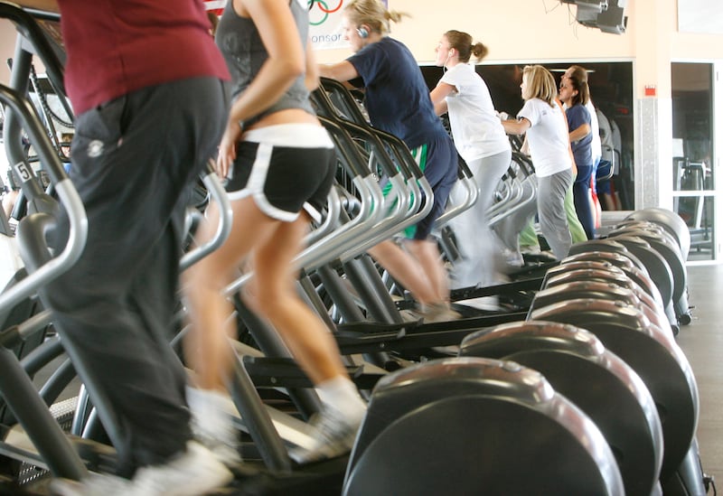 People working out on tred mills at 24 Hour Fitness Sport in Provo. For a story on fitness center increases this time of year. Dec. 31, 2007 Photo by Stuart Johnson