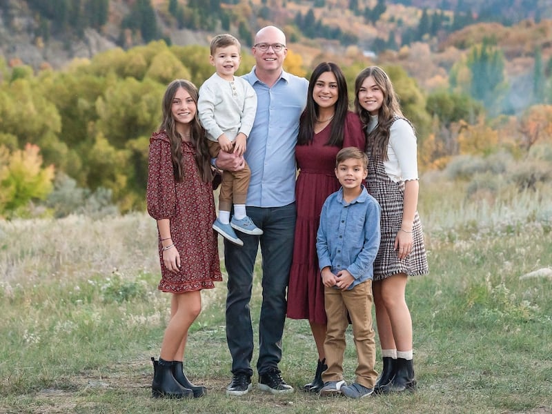 Davis and Asialene Smith and their children.