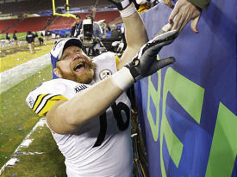 Nose tackle Chris Hoke celebrates after the Steelers' Super Bowl victory Sunday.