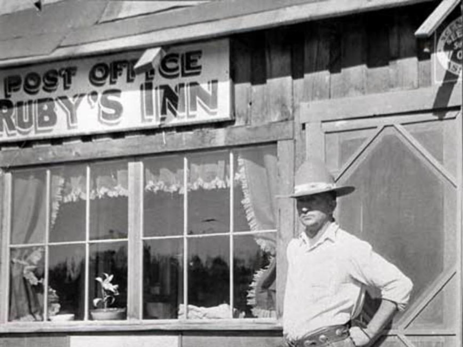 A family business: Bryce Canyon's historic Ruby's Inn celebrates 100 ...