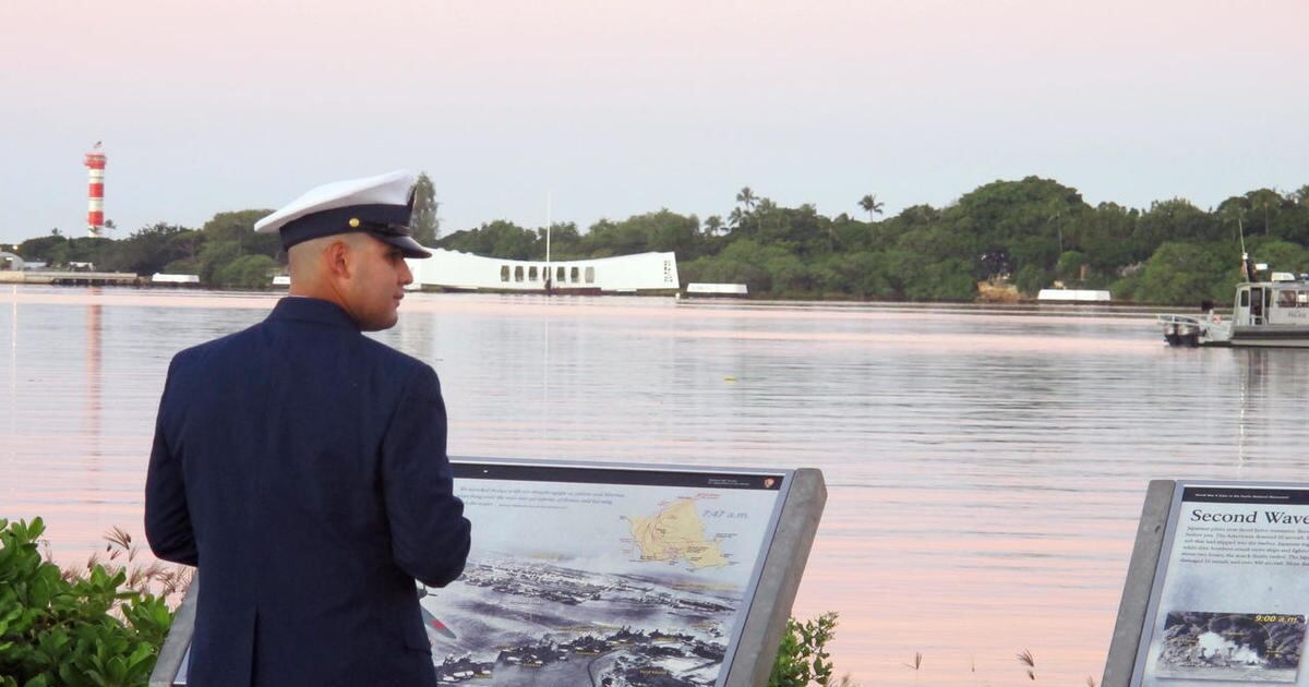 Survivors gather to remember Pearl Harbor attack – Deseret News