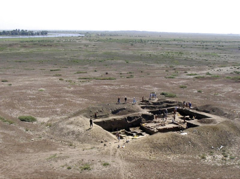 An aerial view shot in 2005 captures the citadel of Itil, a Silk Road city that served as the Khazar capital, near Astrakhan, about 800 miles from Moscow.