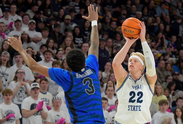 Utah State cruises past Memphis in rare February nonconference game
