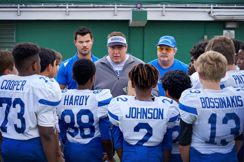 Jacob Perez as Marcos, Taylor Lautner as Troy Lambert, Christopher Farrar as Jason, Kevin James as Sean Payton, Gary Valentine as Mitch Bizone, Manny Magnus as Harlan and Tait Blum as Connor in “Home Team.”