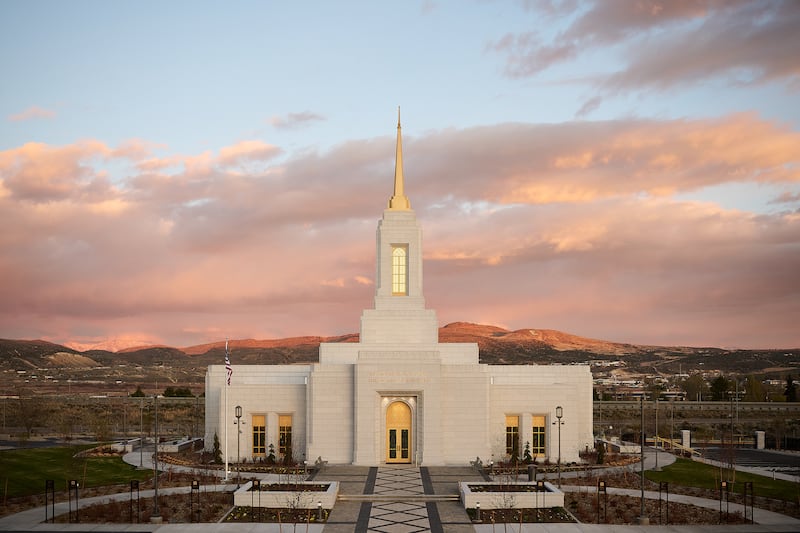 The exterior of the Elko Nevada Temple.
