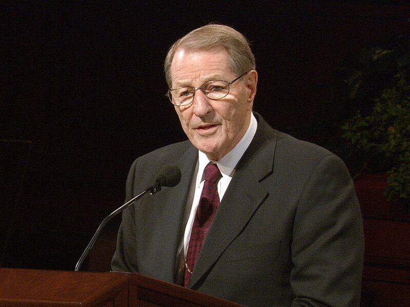 Elder Neal A. Maxwell speaks during general conference on Saturday, Oct 5, 2002.