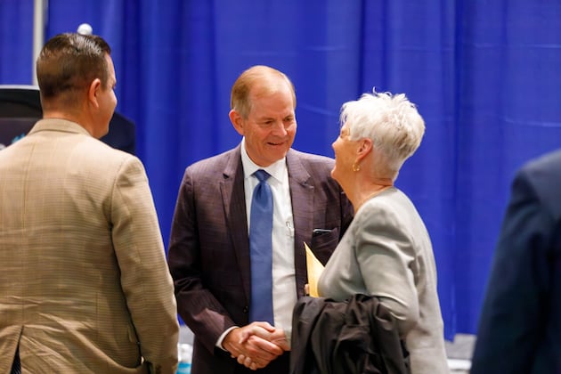 Elder Stevenson invites city leaders gathered in Salt Lake City to become ‘architects of peace’ through service