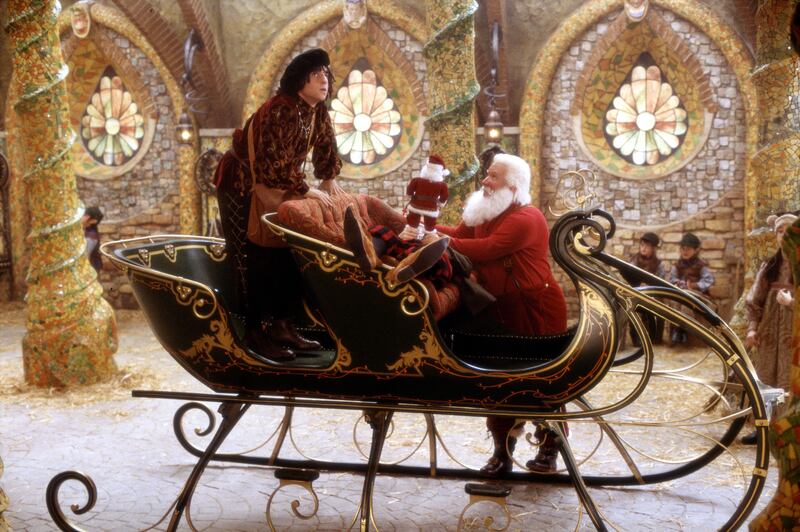 David Krumholtz and Tim Allen in "The Santa Clause 2." PHOTO CREDIT: JOSEPH LEDERER, WALT DISNEY PICTURES (Submission date: 08/30/2002)