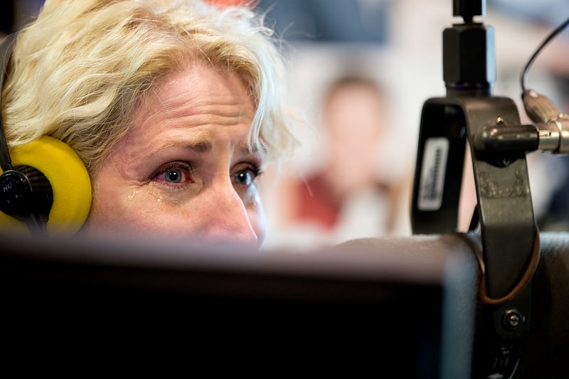 Co-host of “Utah’s Morning News” Amanda Dickson gets emotional on Grant Nielsen’s last day at KSL Newsradio.