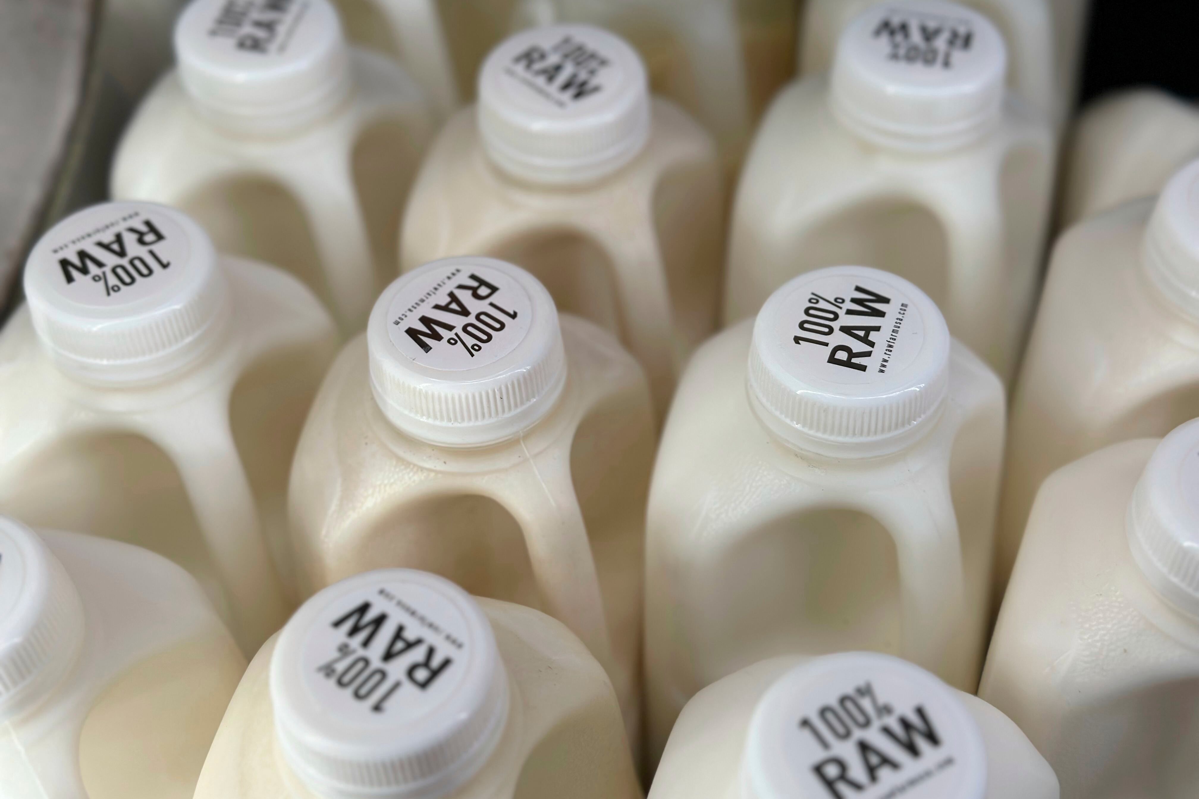 Is drinking raw milk dangerous? – Deseret News - Vimarsana News