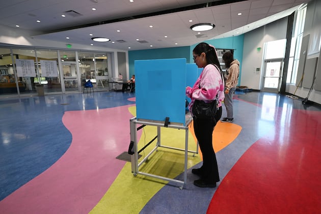 House advances voter ID bill as Mike Lee builds pressure in the Senate