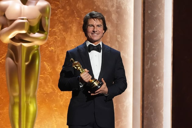 TOM CRUISE WINS HIS FIRST OSCAR HERE S WHY HE GOT IT DESERET NEWS visual data 2
