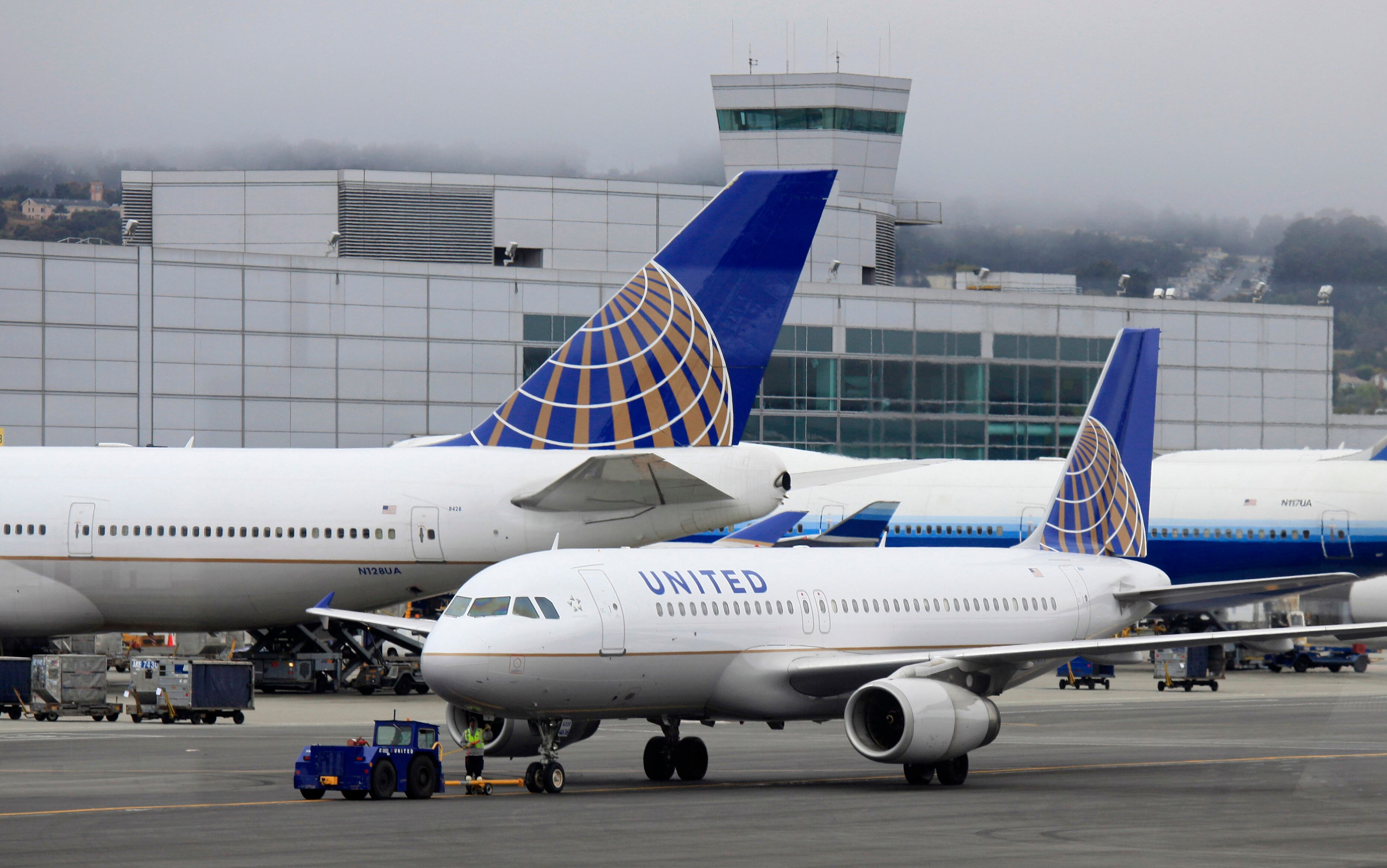 A United flight's engine fire caused delays at O'Hare Airport – Deseret News - Vimarsana News