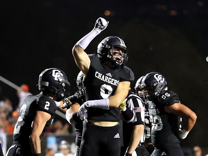 Former Corner Canyon High linebacker Harrison Taggart, who played for the University of Oregon in the 2022 as a true freshman, entered the NCAA transfer portal on Wednesday.
