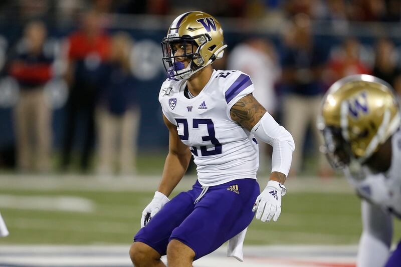 Washington defensive back Brandon McKinney plays in a college football game against Arizona in 2019.
