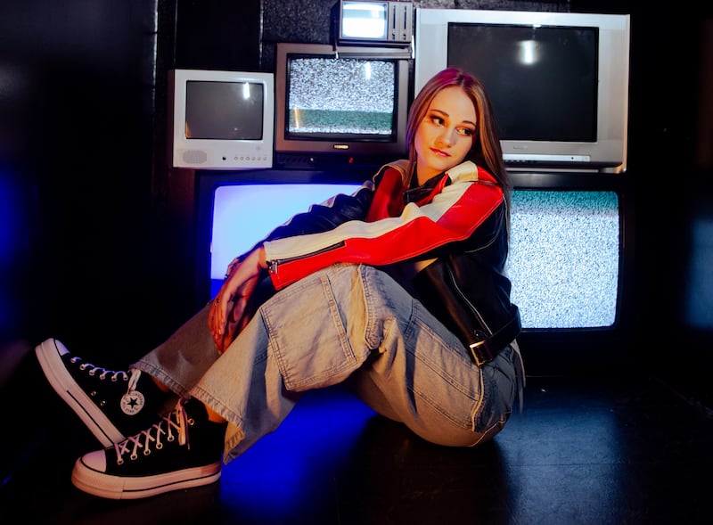 Kenadi Dodds has released her debut single "Toxic."