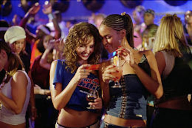 Jessica Alba grins her way through "Honey" with co-star Joy Bryant.