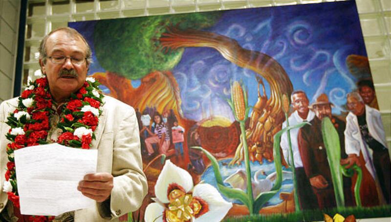 James Andersen talks about his experiences at his retirement party after 25 years as principal of Horizonte School.