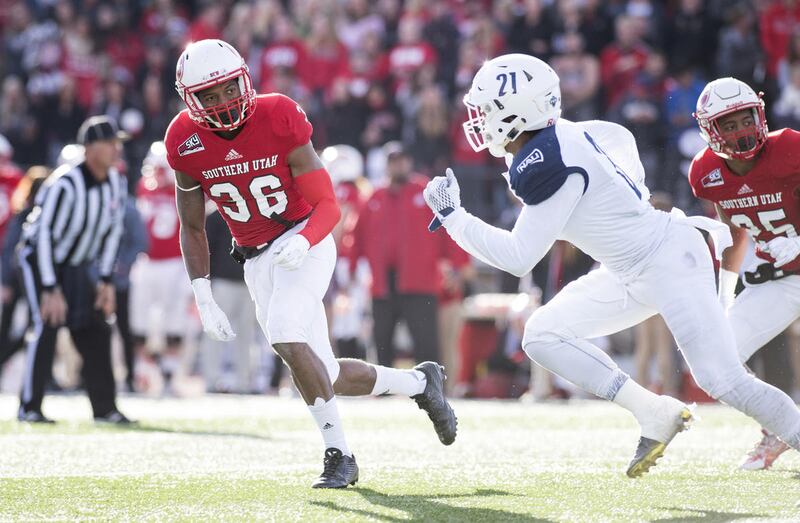 Former Southern Utah cornerback LeShaun Sims, a fifth-round selection by the Tennessee Titans in the 2016 NFL draft, was signed by the Titans on Monday, May 9, 2016.