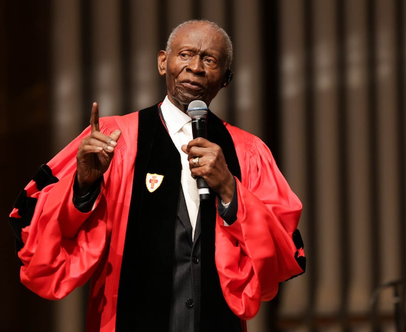 The Rev. Dr. Lawrence E. Carter Sr. honors Joseph Smith during the unveiling of his portrait in Atlanta, Georgia, on Sunday, Feb. 1, 2026.