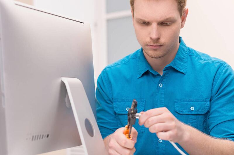 A small but growing movement of budget-conscious consumers are saying goodbye to their monthly cable subscription Internet subscription services like Hulu Plus, Amazon Prime, and Netflix.