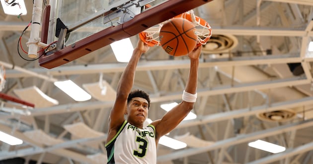 Prolific Prep Bruce Branch (3) dunks against Dynamic Prep during a high school basketball game at the Hoophall Classic, Monday, January 19, 2026, in Springfield, MA.
