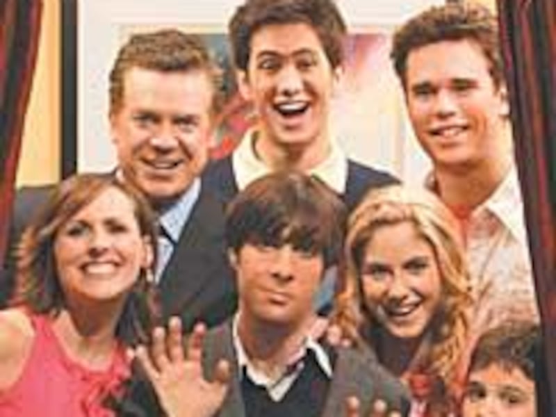 Molly Shannon, Christopher McDonald, Jason Schwartzman, Jake Sandvig, Caitlin Wachs, David Walton and Bret Loehr