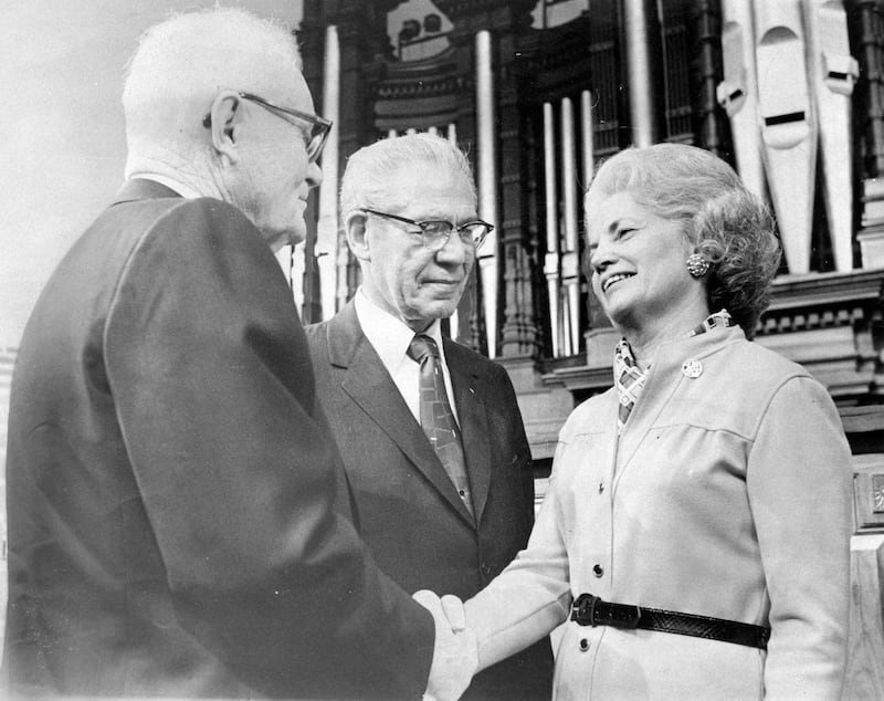 Pres. Marion G. Romney and Pres. N. Eldon Tanner congratulate Relief Society Gen. Pres. Barbara B. Smith. Oct. 4, 1974.