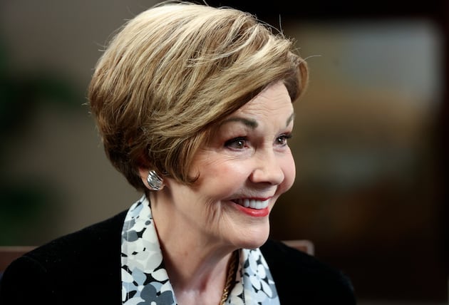 A ‘weight’ and solemnity: Sister Oaks describes President Oaks’ transition to prophet