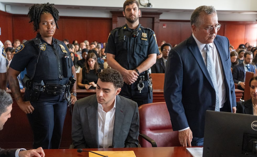 Luigi Mangione Pleads Guilty in Manhattan Murder of UnitedHealthcare CEO