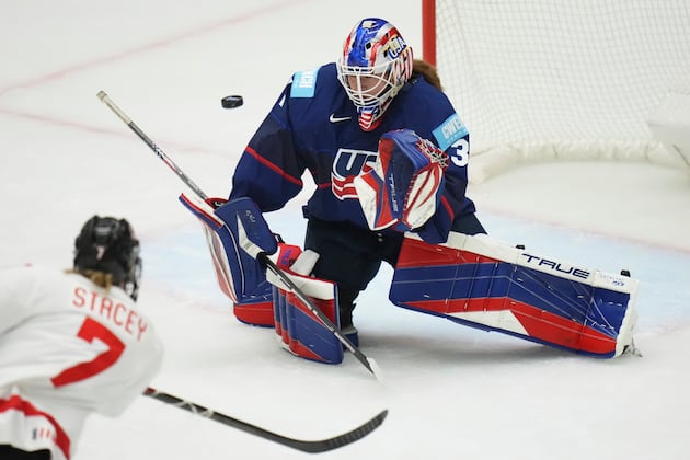 U.S. Olympian is doing ... salad reviews?