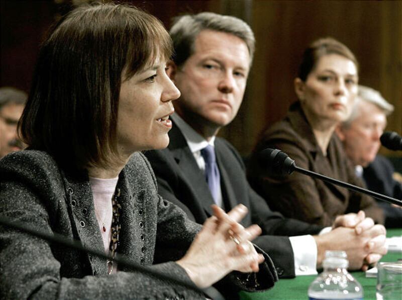 New York Times reporter Judith Miller, left, testifies at a Senate judiciary hearing in 2005 about media shield legislation.