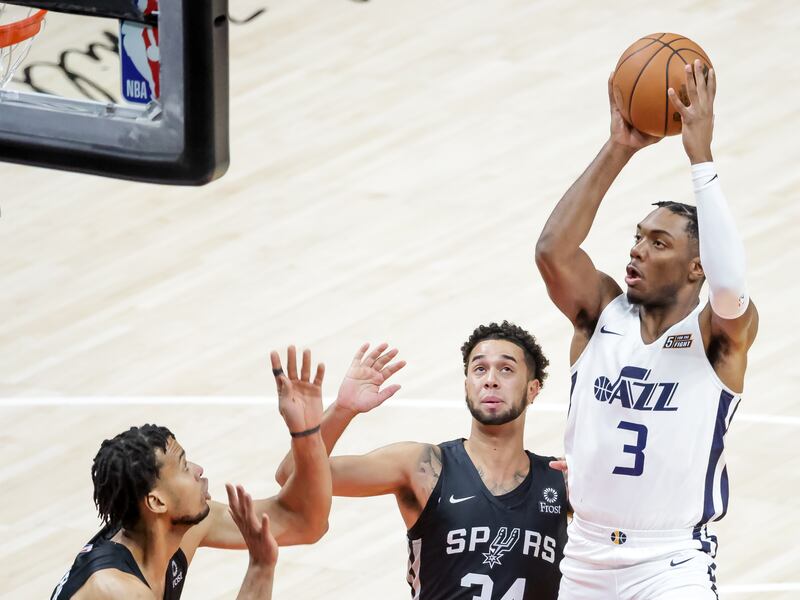 Utah Jazz: Trent Forrest re-signs with Jazz on two-way contract ...